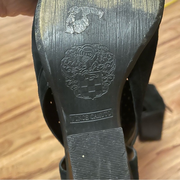 Vince Camuto Black Chunky Heel Open Toe Black Caged Shoe Zip Back - Picture 5 of 12